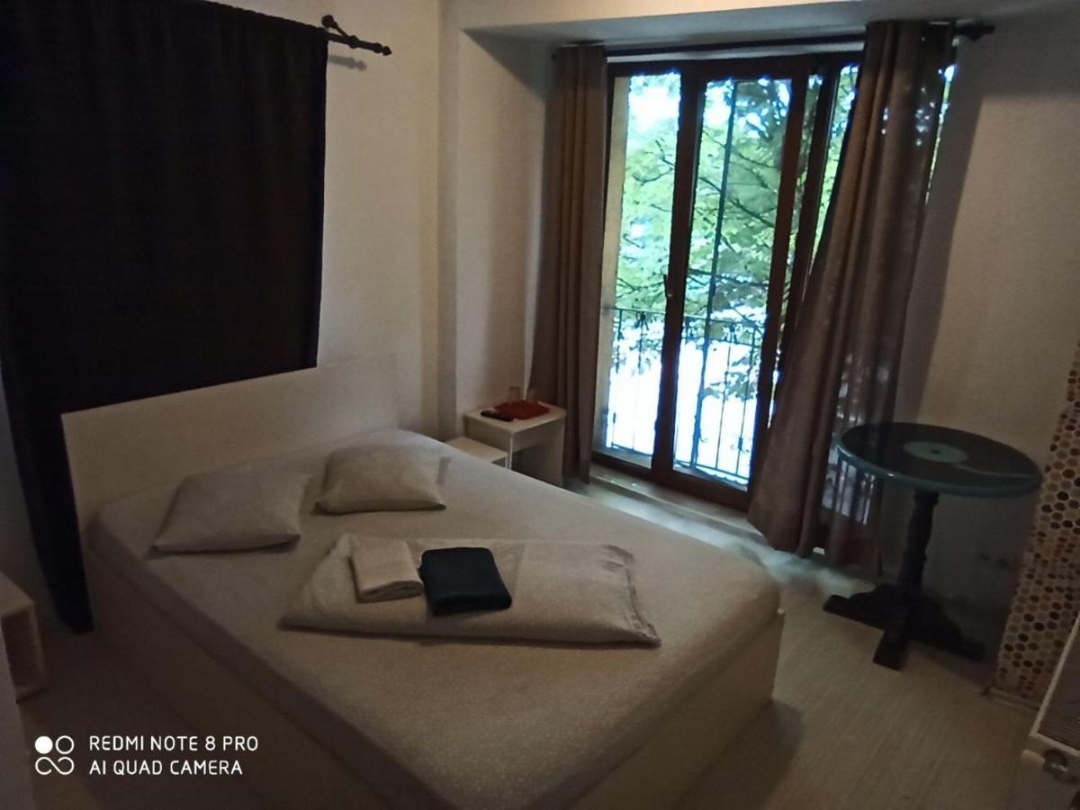 Hotel Quik Brašov Exteriér fotografie
